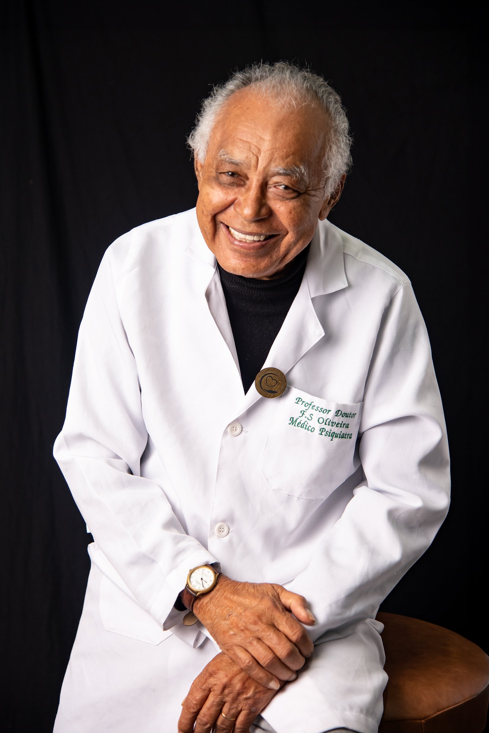Dr. Francisco Oliveira â€“ Psiquiatra
